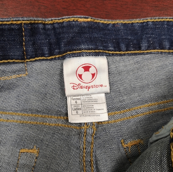 Jean - Picture 4 of 8